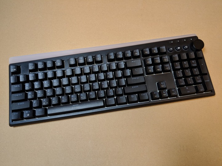 手感與C/P值都是超高 irocks K71M RGB 開箱