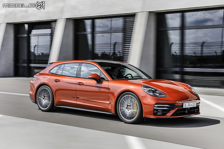 【最速跑房】小改款Porsche Panamera正式登場,內在更貼心、動力更加強勁!
