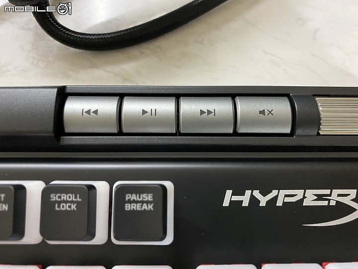 質感提升RGB透光雙色布丁鍵帽 HyperX Alloy Elite 2 機械鍵盤 簡單開箱