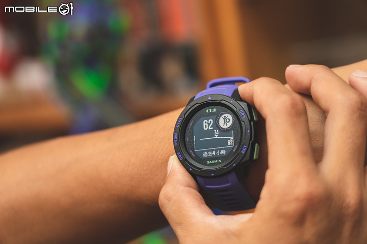 Garmin Instinct X EVA 聯名錶款開箱襲來！機體配色與帥氣的收藏盒都是亮點！