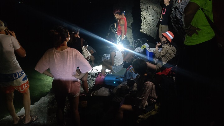 美麗東北角海岸夜間浮潛