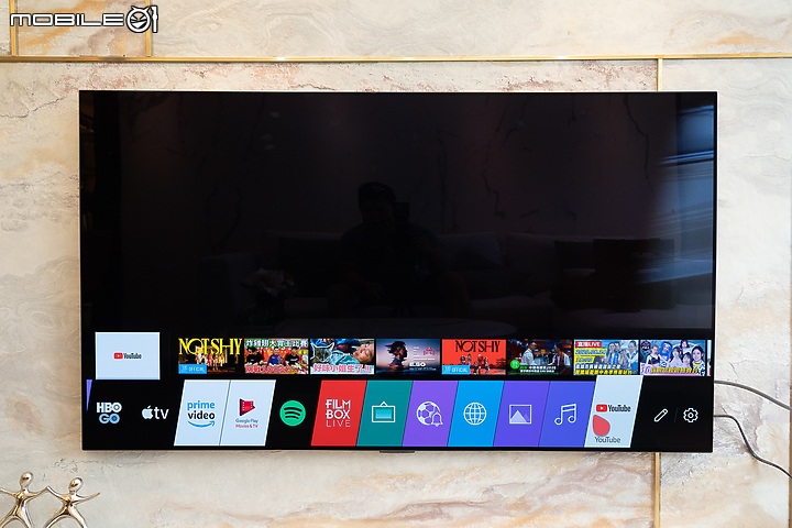 LG GX 系列 OLED 4K AI 語音物聯網電視｜纖薄美型下的智慧影音娛樂！