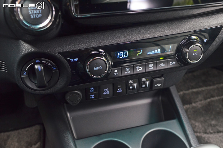 Toyota 小改款 Hilux 試駕,探索秘境的好夥伴!