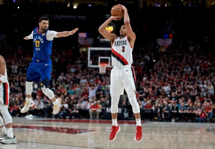 點我看大圖 NBA CJ飆進第1000顆三分 老瓜關鍵出手 拓荒者3槍合砍83分延長賽宰熊
