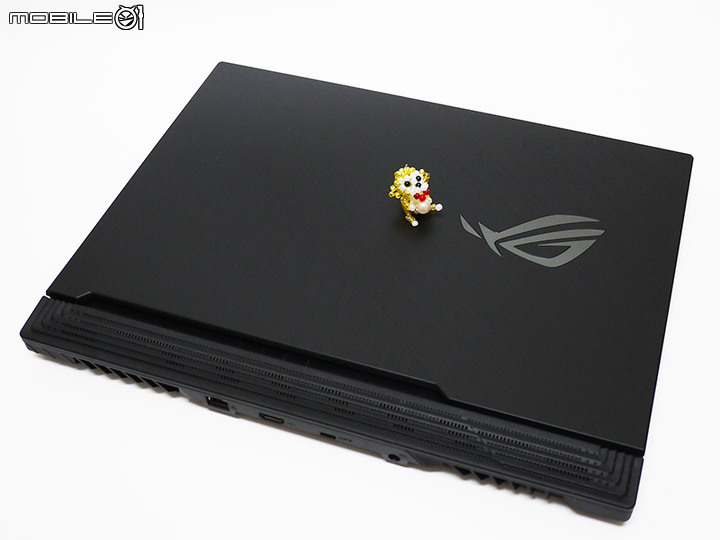 [猴猴看筆電] ROG Strix G15 G512LV多圖分享