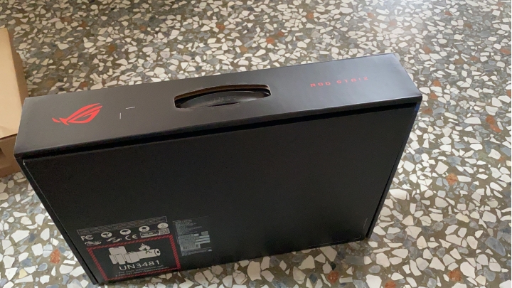 Rog strix g15 簡單開箱