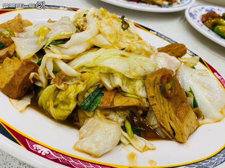 【小惡魔振興券】忠南飯館 ~ 老字號眷村家常菜 排隊排到心甘情願