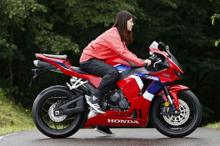 【情報】全新CBR600RR實車照
