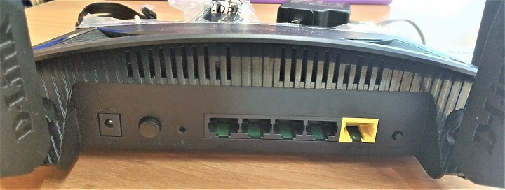 開箱多款AX路由器比較心得,D-Link、TP-Link、ASUS選擇參考