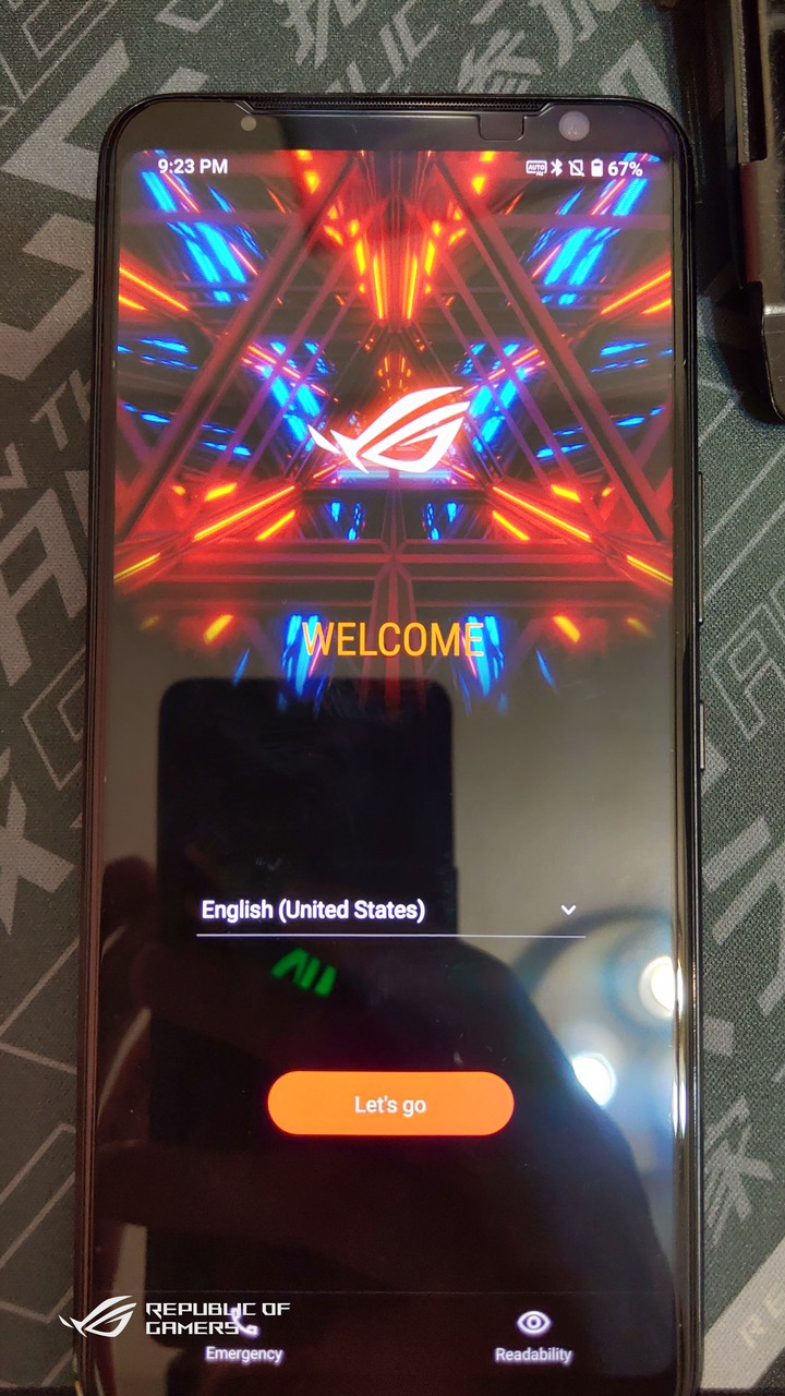 ROG Phone 3 目前世界上最專業的遊戲手機(簡單開箱)