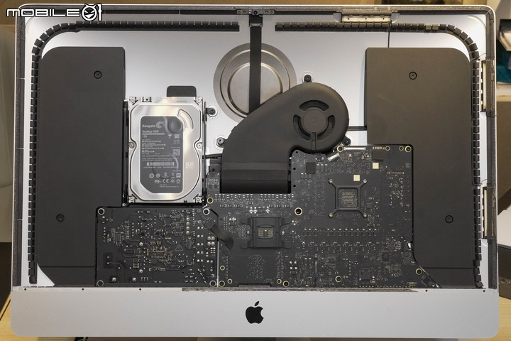 改裝舊蘋果 iMac 比買新的划算？實測升級記憶體＋SSD 到底差多少