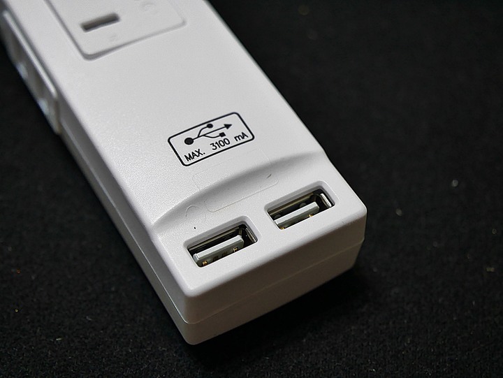 【新鮮人報到】大一新鮮人外宿之全新家當 — 吹風機、電風扇、延長線、檯燈們等小家電開箱