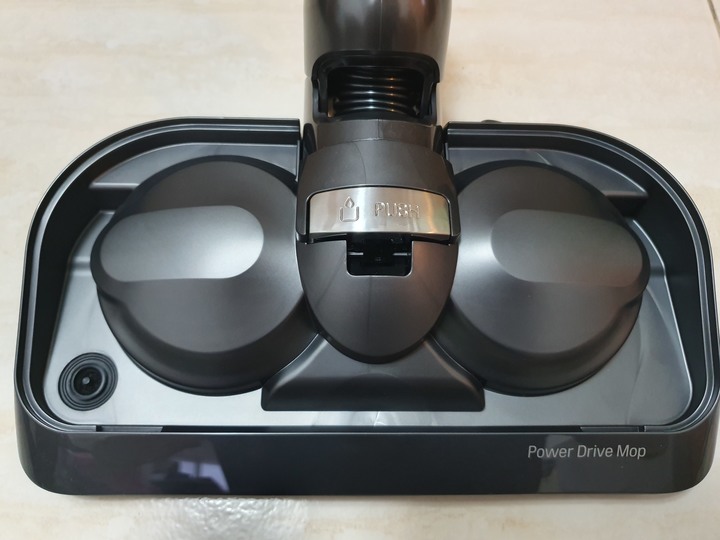 真機皇,LG CordZero ThinQ A9 K系列濕拖無線吸塵器開箱體驗