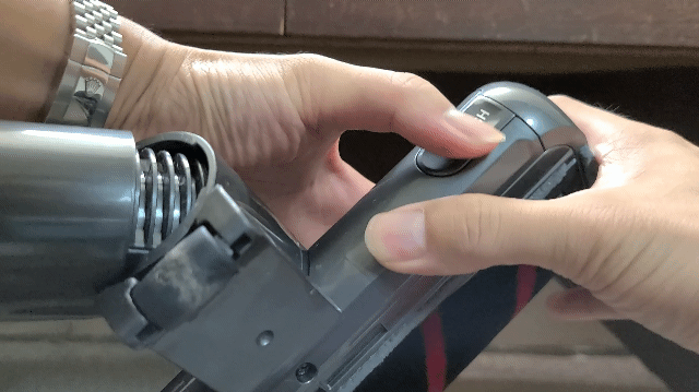 點我看大圖 LG A9K系列 WiFi濕拖無線吸塵器 二少爺 不專業 偽開箱 兼簡易使用心得分享