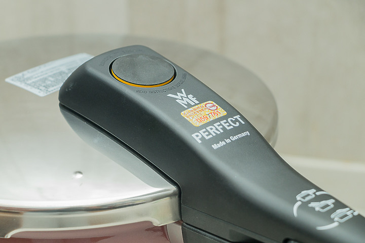 點我看大圖 WMF Fusiontec Perfect 快力鍋 不僅好用更有高顏值!