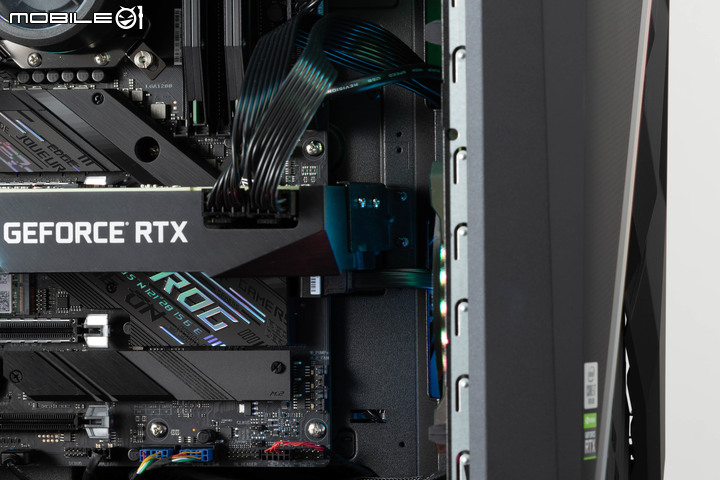 NVIDIA RTX 3090 Founders Edition 創始版顯卡開箱實測 8K 解析度世代將來臨?