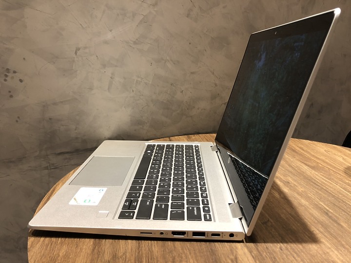 點我看大圖 適合通勤攜帶的HP Prox360 435 G7 (AMD系列) 新手不專業開箱