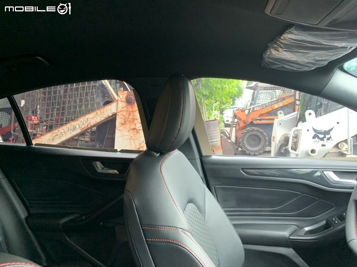 FOUCS 全車搭配3種隔熱紙