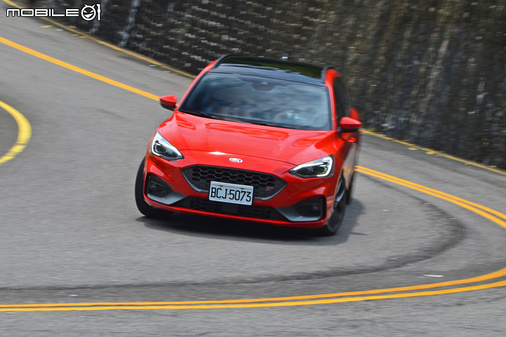 Ford Focus ST Wagon 試駕,動力性能、空間機能我全都要!