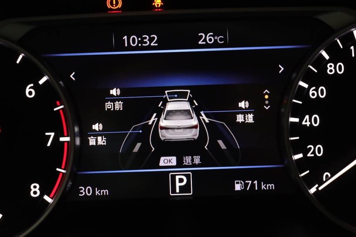 [細節圖爆多] 經銷商預售價 74.9 萬起、三種規格設定，全新 Nissan Sentra 1.6 華山 VIP 預賞會實拍