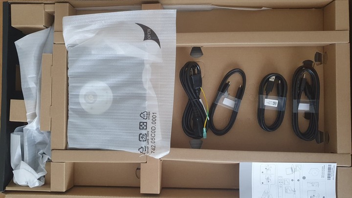 Dell U2720 QM 簡單開箱