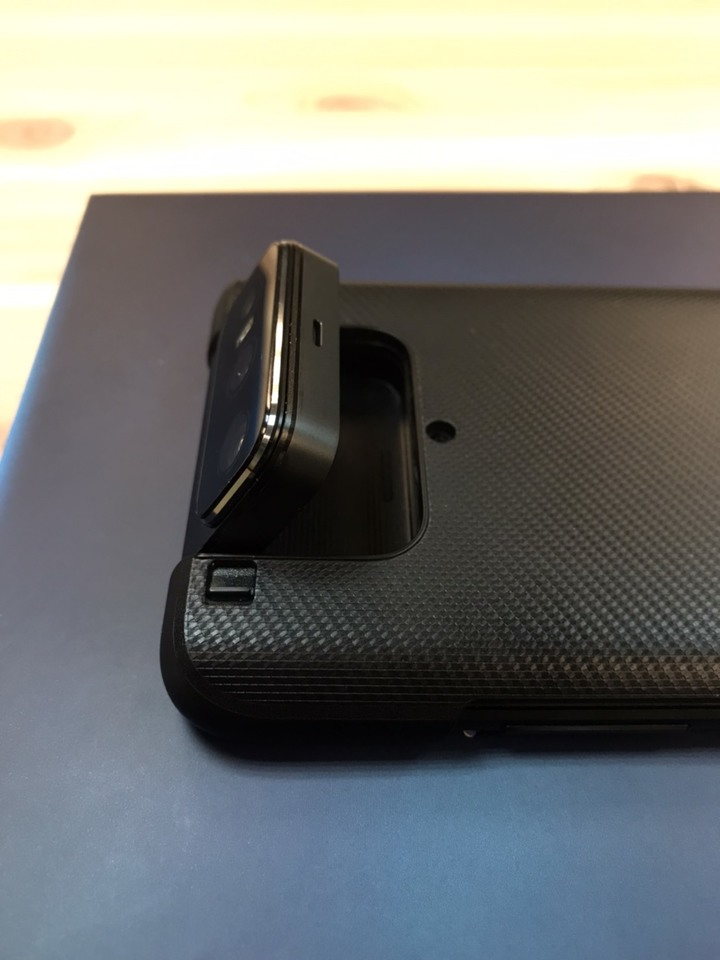 ZF7 Pro 宇曜黑 開箱(文長)