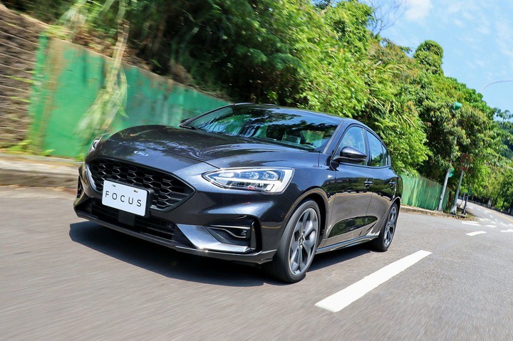 補上最後一塊拼圖 Ford Focus 4D ST-Line Lommel試駕