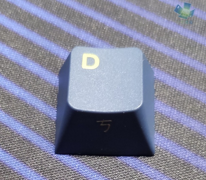 點我看大圖 【小宅開箱】鍵盤中低調的奢華 Mistel X-Viii鍵盤開箱