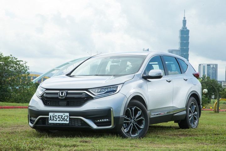 TOYOTA Corolla Cross來襲!國產休旅該怎麼擋