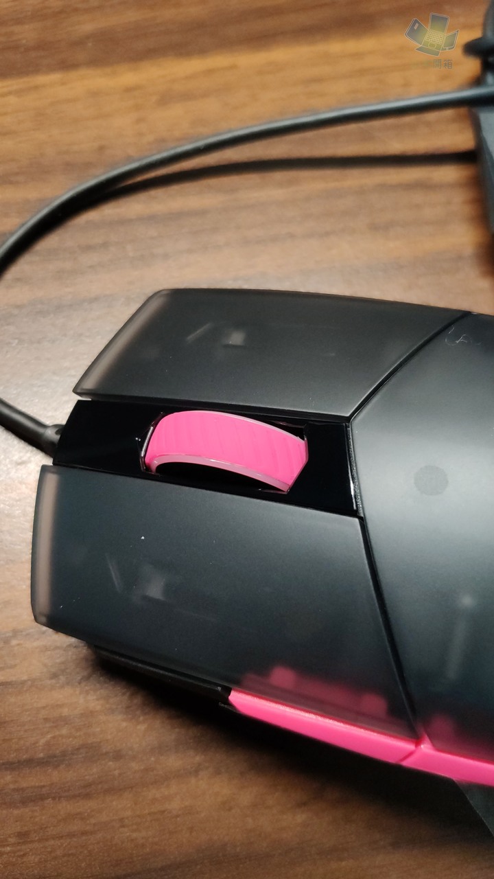 【小宅開箱】ASUS ROG Strix Impact II Electro Punk 「粉」出你的風格