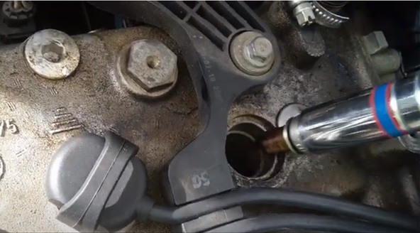 突發引擎抖動,自已來修,小時後拆玩具車,長大拆汽車(字多、圖也多)