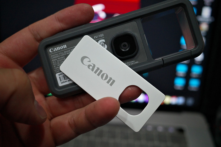 點我看大圖 【簡單開箱】Canon IVY REC 掛鉤相機