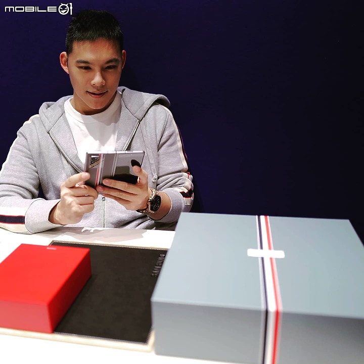 SAMSUNG FOLD2 THOM BWONE限量版首發開箱
