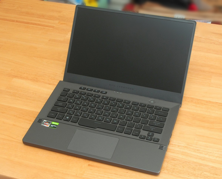 收放自如為所欲為 ASUS ROG Zephyrus G14 日蝕灰開箱
