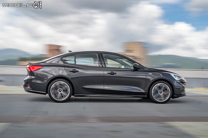 Ford Focus 4D ST-Line Lommel /17 SLA 試駕:運動舒適同等進化