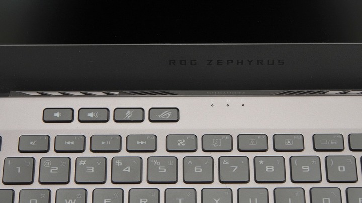 收放自如為所欲為 ASUS ROG Zephyrus G14 日蝕灰開箱