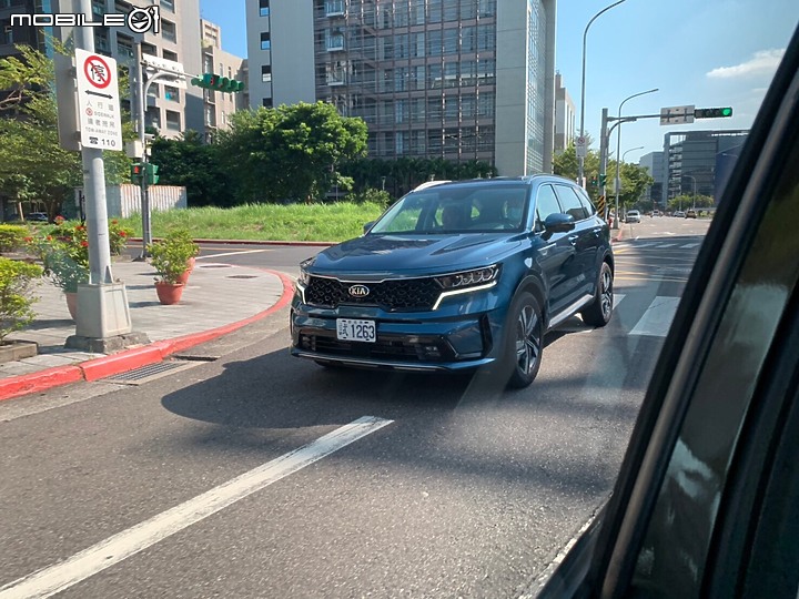 【測試車捕獲】新一代KIA Sorento街頭現身,預計年底前正式發表!