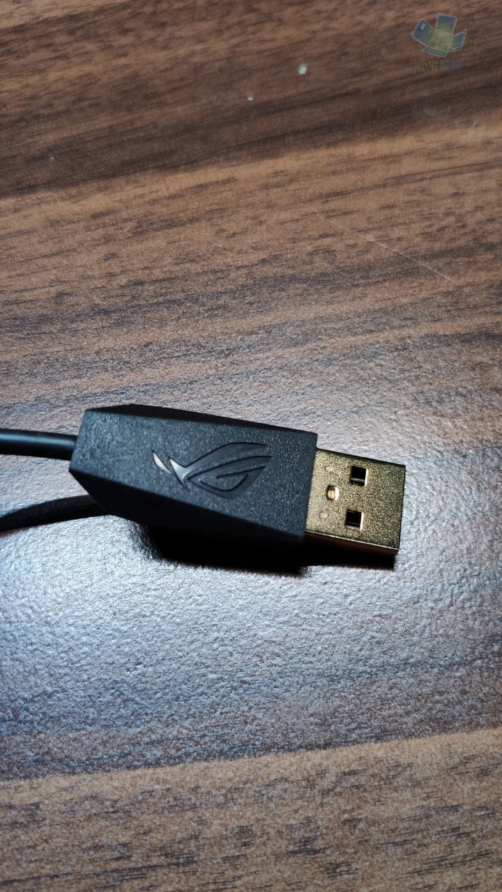 【小宅開箱】ASUS ROG Strix Impact II Electro Punk 「粉」出你的風格