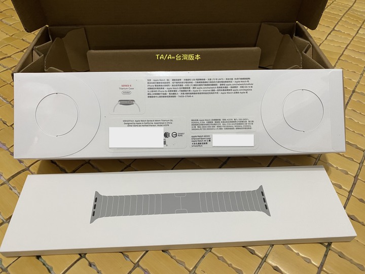 點我看大圖 Apple Watch 6 鈦金屬 x ECG心電圖 x 血氧濃度,台版就是完整版!