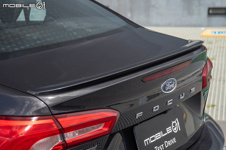 Ford Focus 4D ST-Line Lommel /17 SLA 試駕:運動舒適同等進化