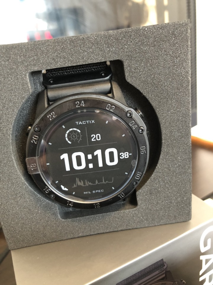 GARMIN tactix Delta Solar