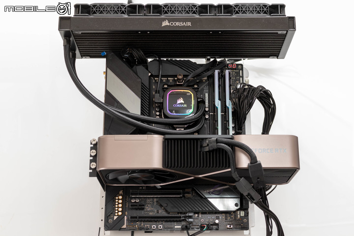 NVIDIA RTX 3090 Founders Edition 創始版顯卡開箱實測 8K 解析度世代將來臨?