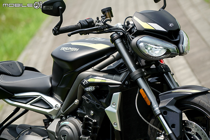 2020 Triumph Street Triple 765RS 試駕 輕盈暴力卻又充滿紳士態度