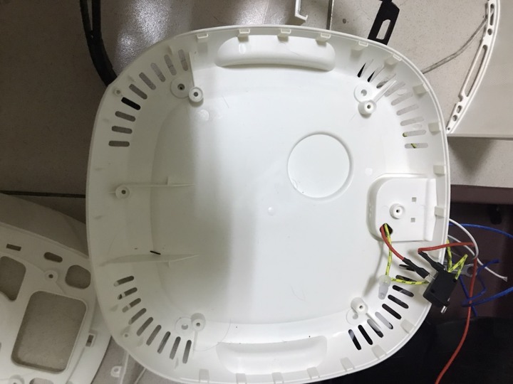 氣炸鍋外殼塑膠射出成型的開模費用大概多少?