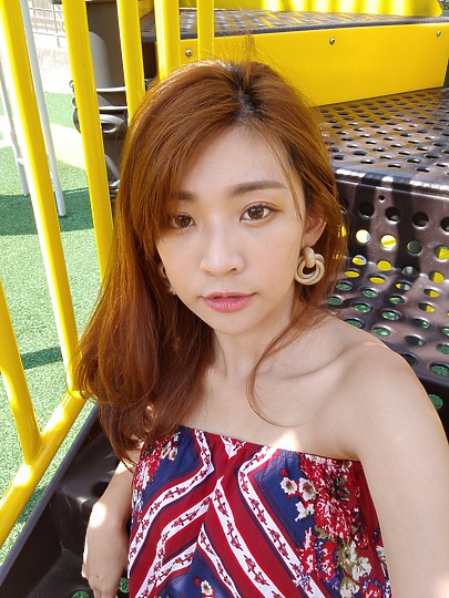 點我看大圖 LG VELVET 不僅出眾外型、雙螢體驗同步下放!