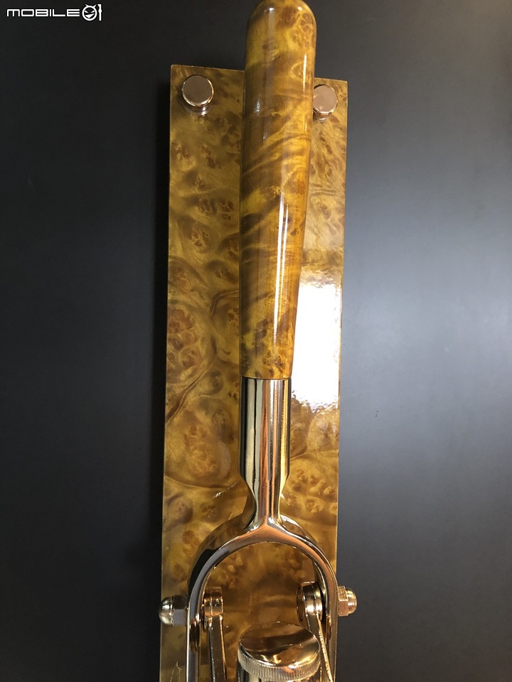 純介紹一支好的紅酒開瓶器 BOJ Professional Wall Mounted Corkscrew Opener
