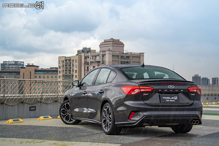 Ford Focus 4D ST-Line Lommel /17 SLA 試駕:運動舒適同等進化