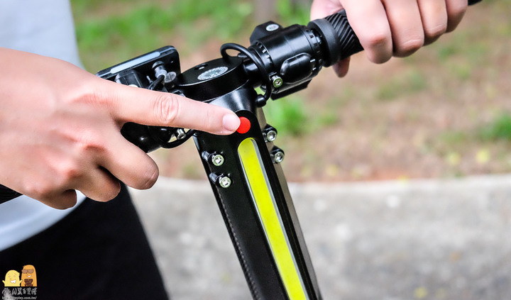 電動滑板車要怎買?購買七大重點報你知!Waymax-X6 碳纖維電動滑板車,購買首選必推它