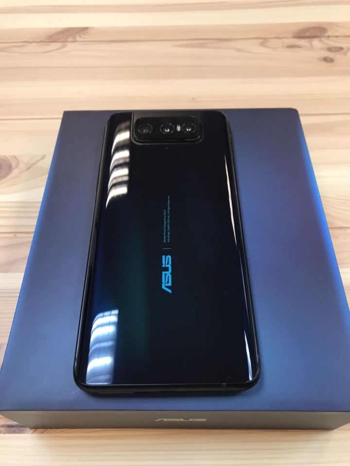 ZF7 Pro 宇曜黑 開箱(文長)