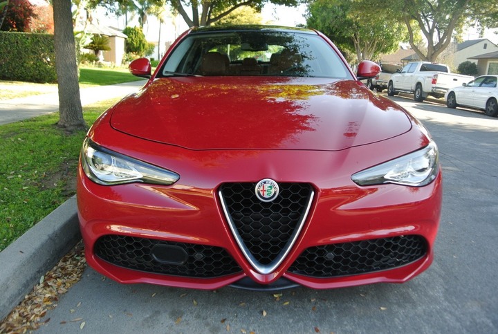 Giulia Ti Sport 2WD 開箱文